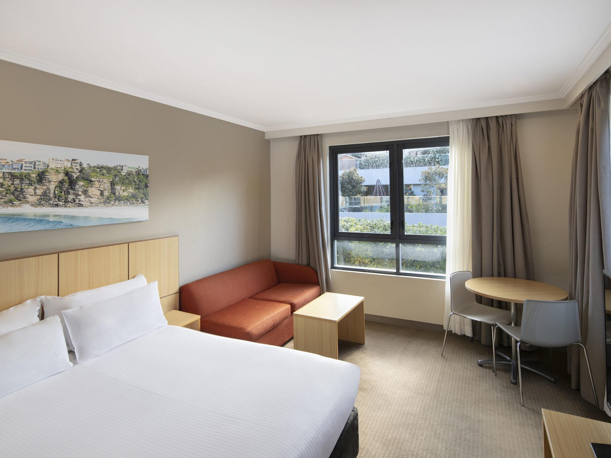 Mercure Sydney Manly Warringah Exterior photo