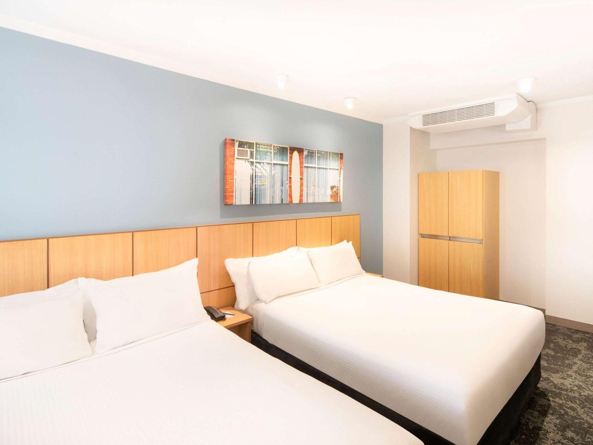 Mercure Sydney Manly Warringah Exterior photo