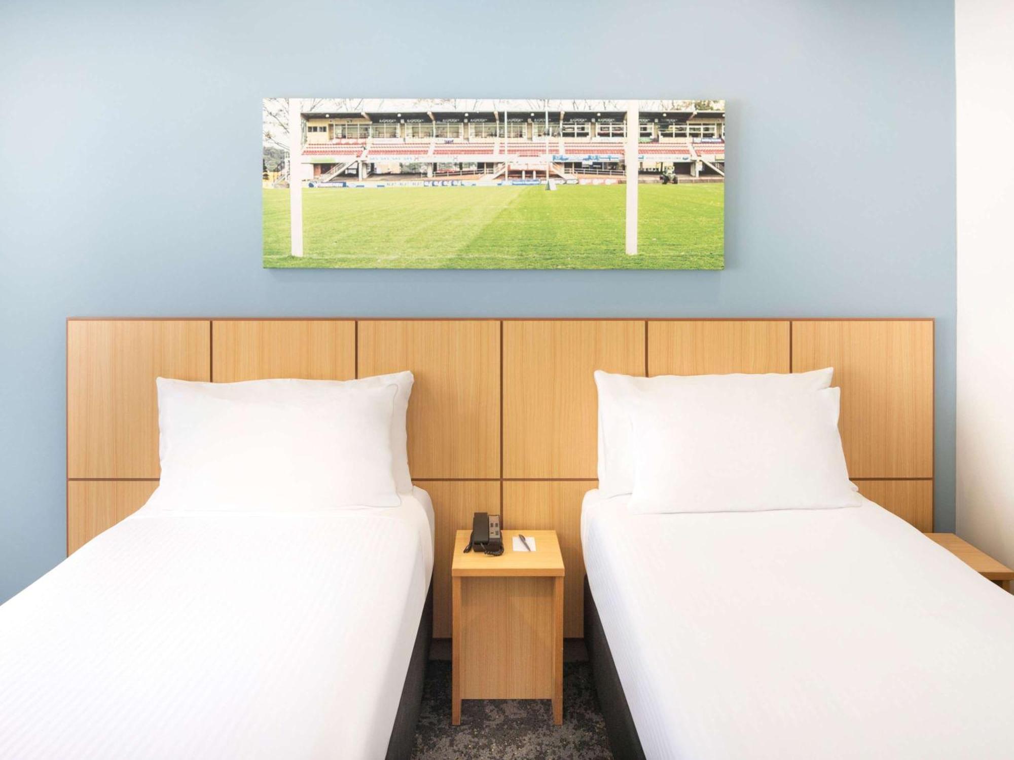 Mercure Sydney Manly Warringah Exterior photo
