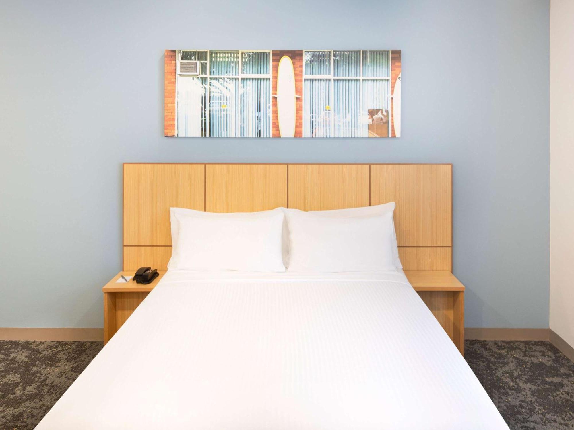 Mercure Sydney Manly Warringah Exterior photo