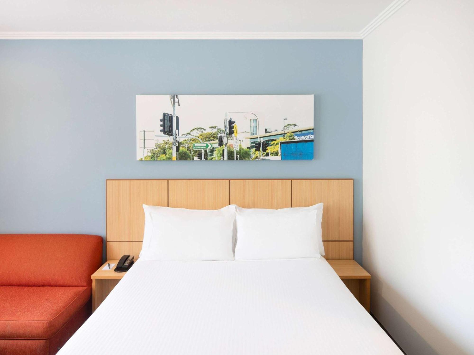 Mercure Sydney Manly Warringah Exterior photo