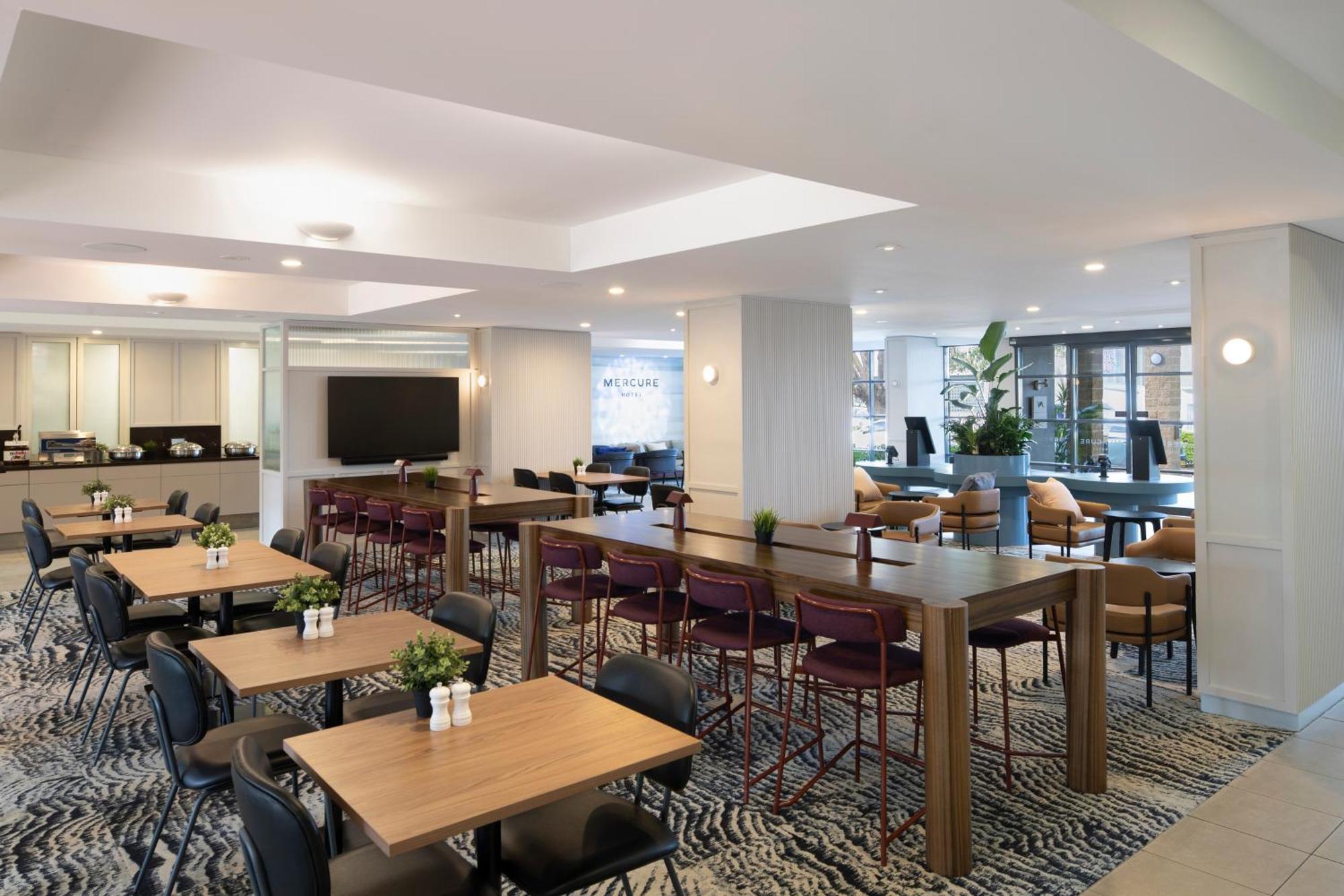 Mercure Sydney Manly Warringah Exterior photo