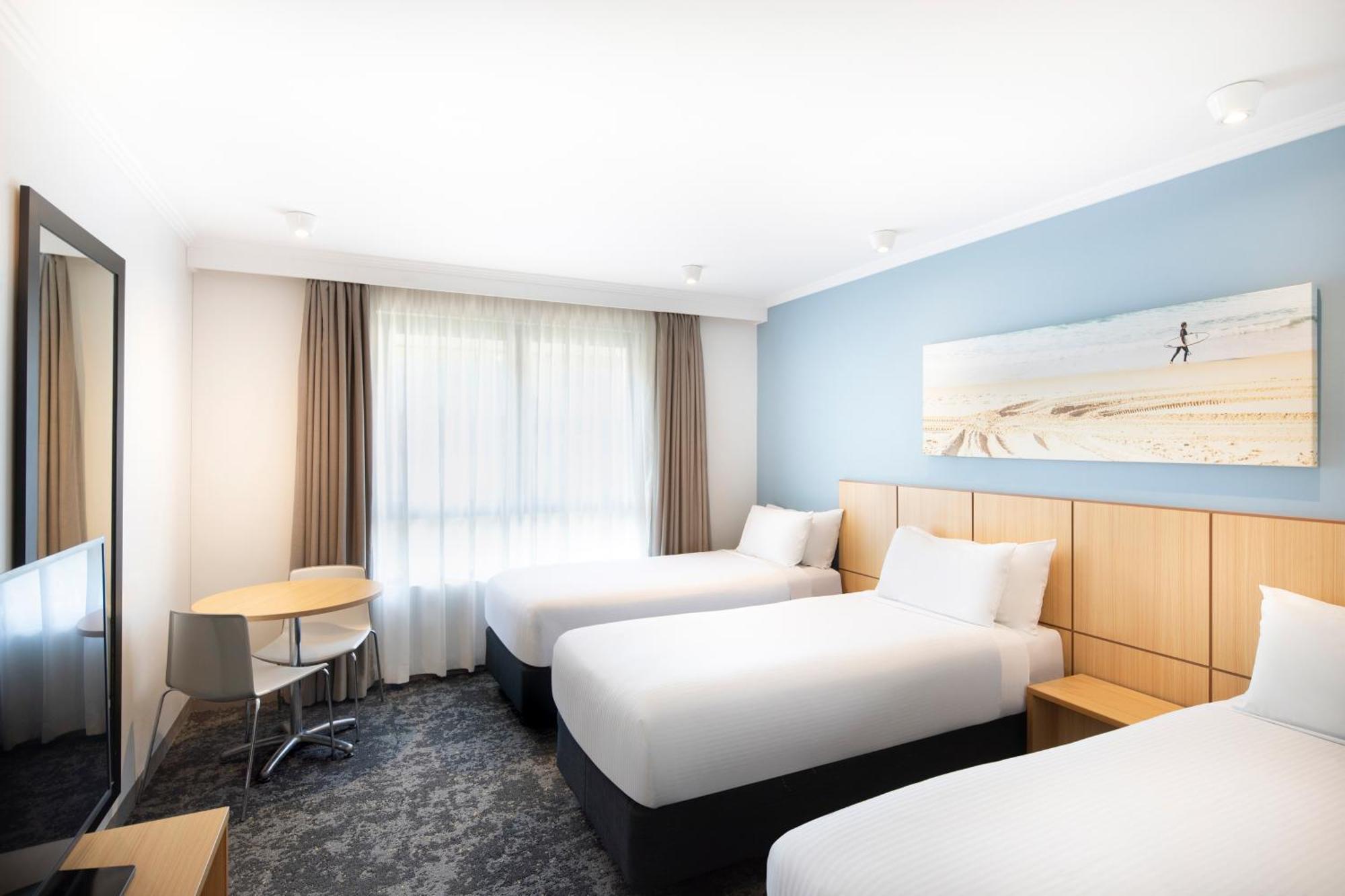 Mercure Sydney Manly Warringah Exterior photo
