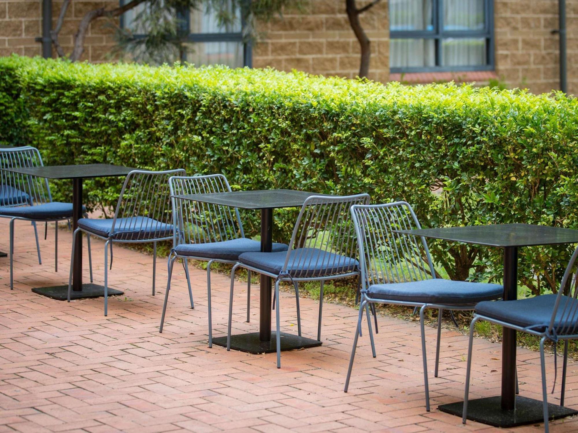 Mercure Sydney Manly Warringah Exterior photo