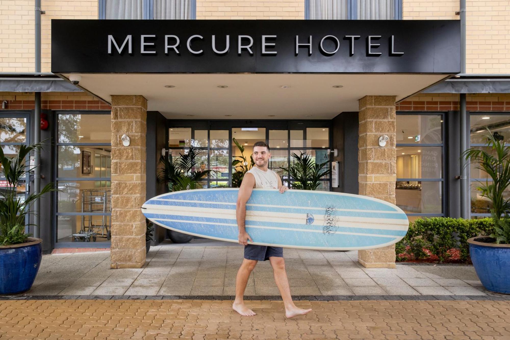 Mercure Sydney Manly Warringah Exterior photo